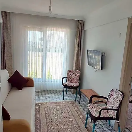 Geyikli Sahilde 1+1 Orta Kat A1 Hotel Ezine